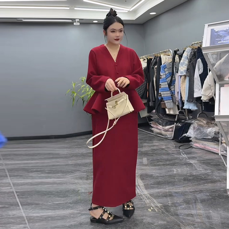 时尚气质收腰上衣半身裙两件套