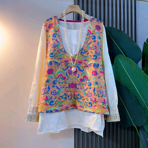 新中式V领显瘦马甲搭配提花大衫