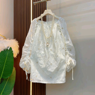 2025早秋新款复古轻熟风女人衫大码女装胖MM钉珠设计刺绣花朵上衣