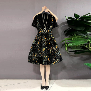 大码女装2025夏季新款时尚假两件碎花连衣裙胖妹妹遮肉显瘦女裙潮