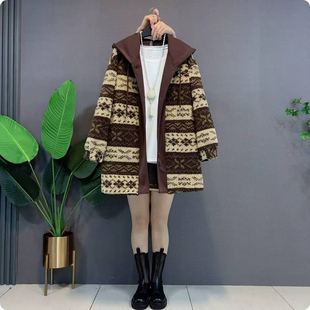 女装 复古拼接连帽羊羔绒加厚外套女秋冬大码 棉服大衣 欧货美式 爆款