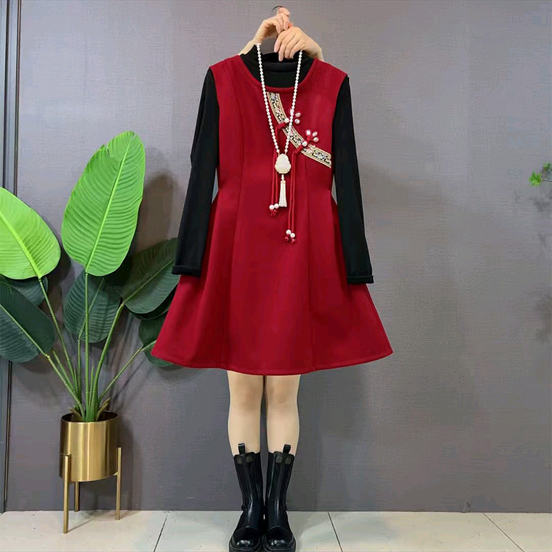 流苏盘扣马甲裙内搭套装