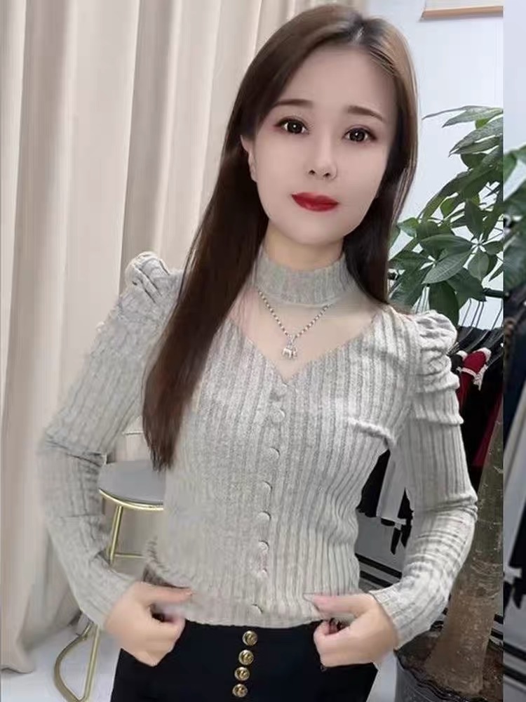 洋气镂空挂脖黄色T恤女2025年秋冬季新款设计感时尚小众百搭上衣