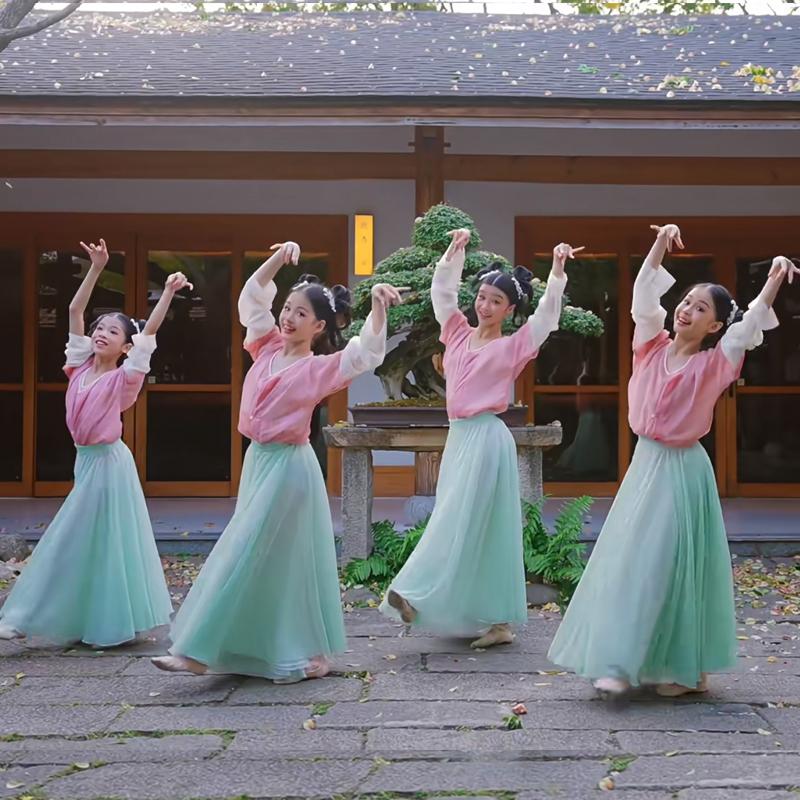 大码渐变撞色针织打底衫