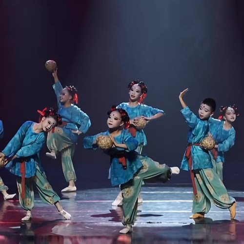 男女童汉服新款儿童古风唐装圆领袍少儿古典舞蹴鞠乐舞蹈演出服