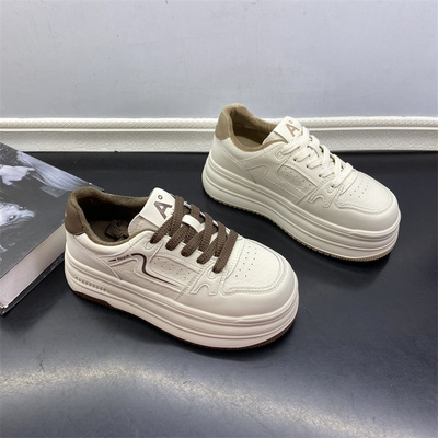 断码处理真皮女鞋2025冬季新款休闲厚底小白鞋圆头系带加绒松糕鞋