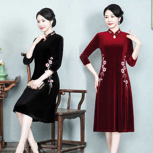 中袖春夏妈妈金丝绒改良旗袍连衣裙高弹绣花立领秋装新款裙子爆款