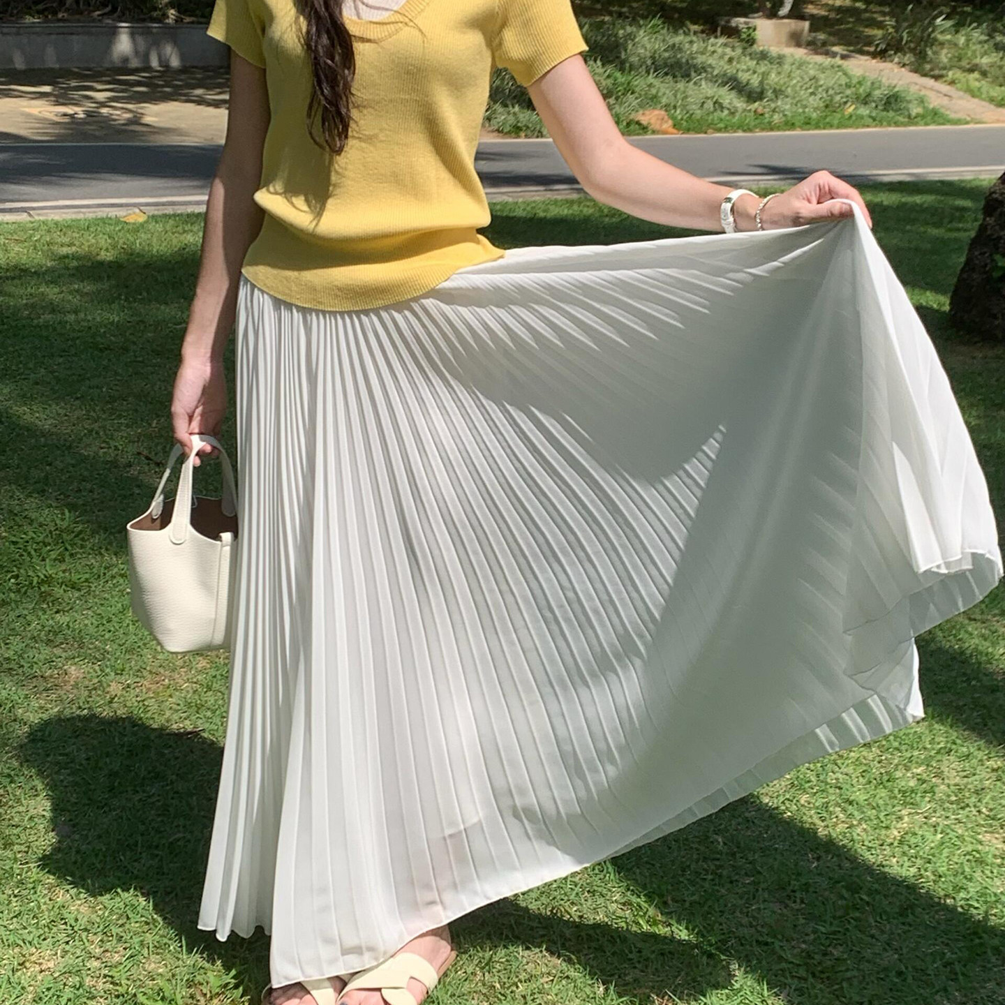 夏季温柔甜美风白色雪纺百褶半身裙女2026新款高腰显瘦A字长裙子