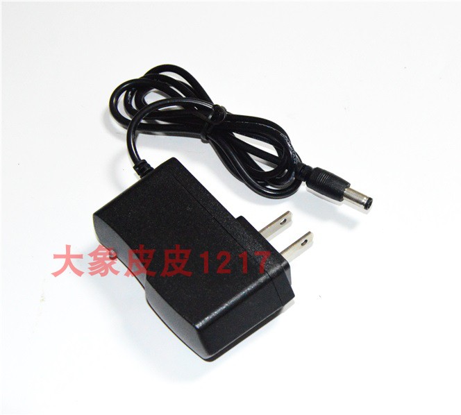 电魂 DH-006SC 数码强光探照灯 聚光远射灯 充电器