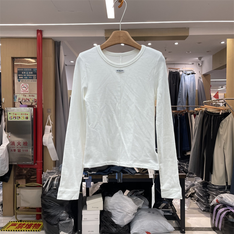 元熙8300正版冬季韩系圆领带标百搭显瘦加绒长袖打底T恤衫上衣女