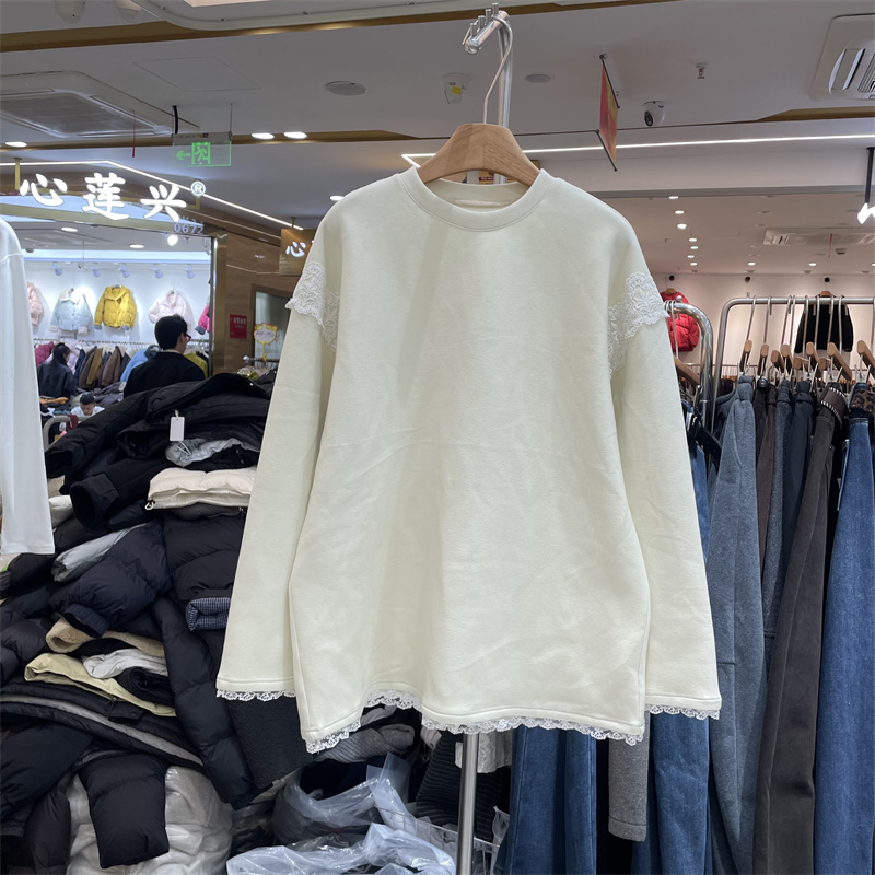 YHS91876正版冬季韩系宽松圆领蕾丝拼接百搭加绒长袖T恤衫上衣女