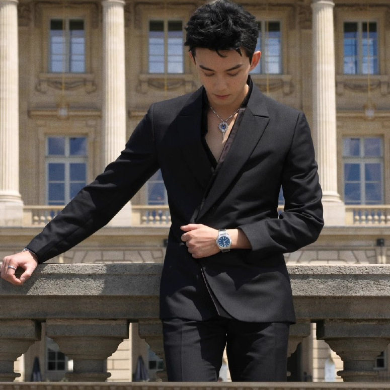 明星吴磊同款西装外套男士高级感英伦风修身男装韩版西服休闲夹克