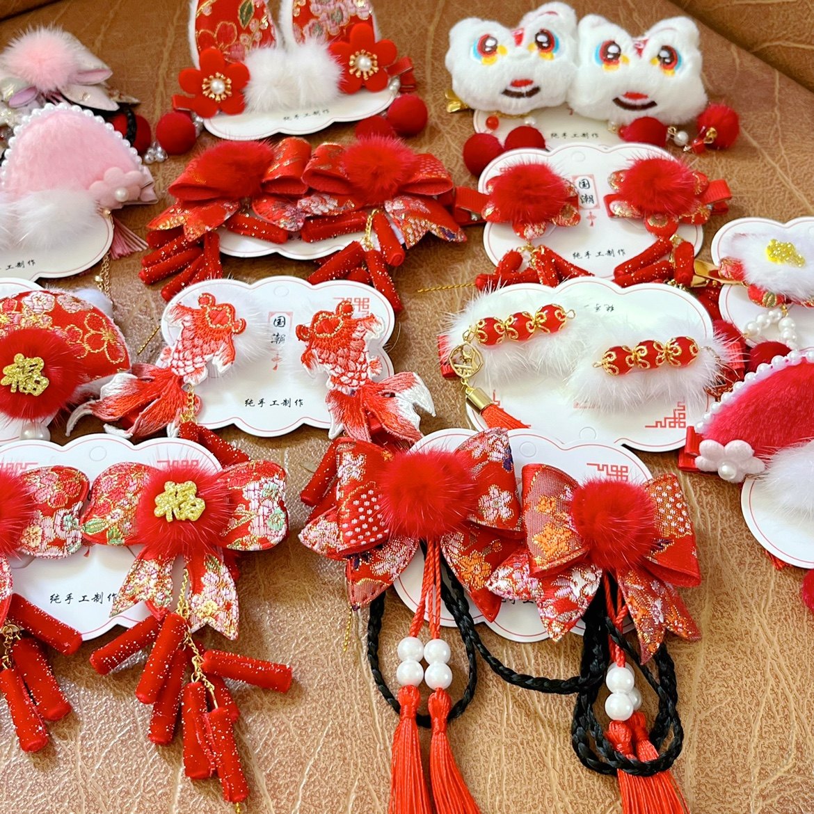 新年女童头饰春节拜年喜庆红色毛绒流苏发夹发卡可爱鞭炮发饰,童装/婴儿装/亲子装,发饰,淘宝优惠券,粉丝福利购,淘宝优惠卷