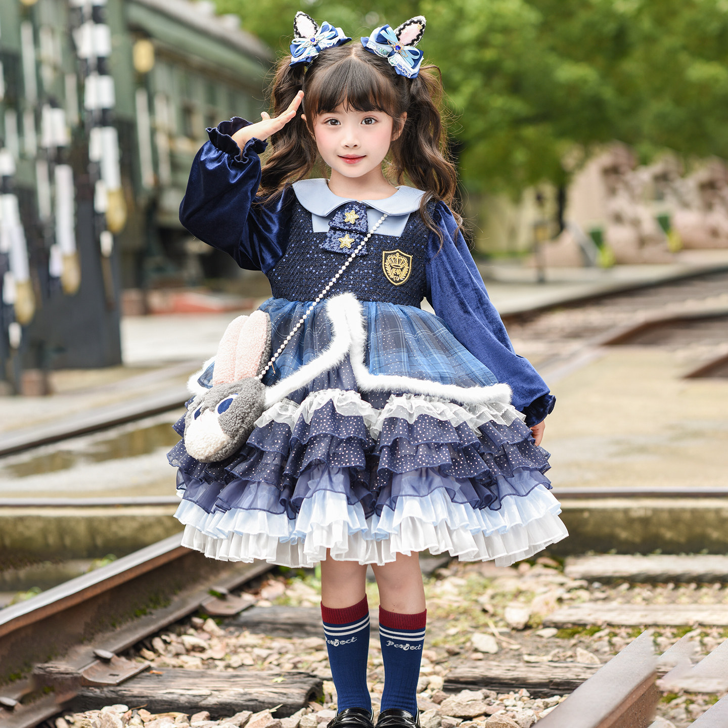 女童朱迪兔子加绒连衣裙