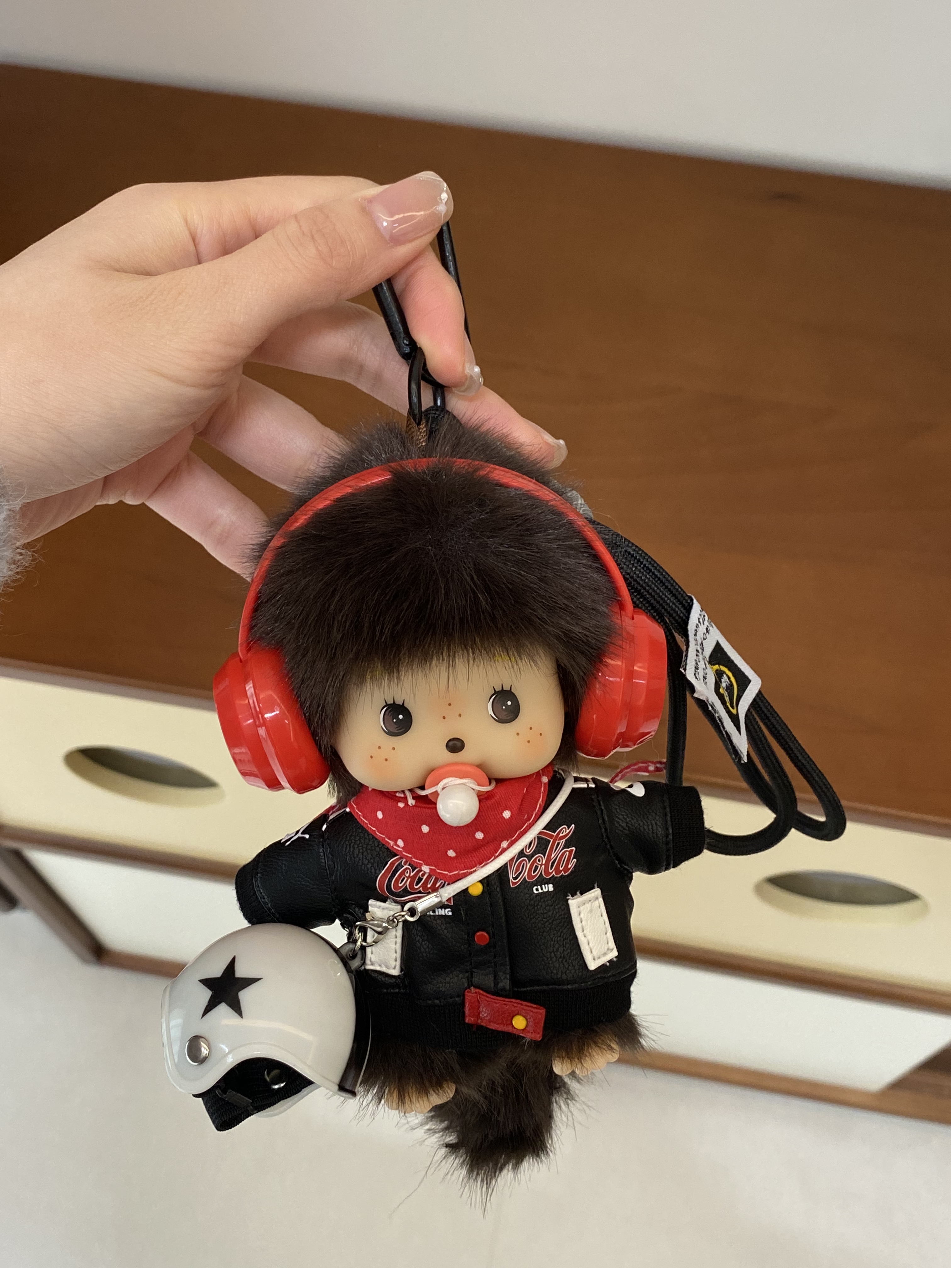 正版蒙奇奇酷飒机车皮衣包挂件中古玩偶车挂送朋友礼物