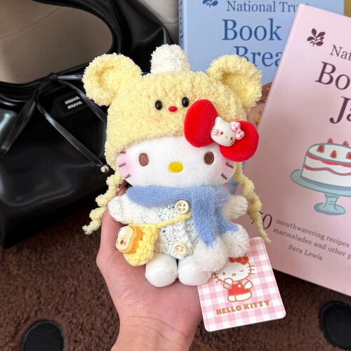 正版凯蒂猫毛绒包挂件新年礼物