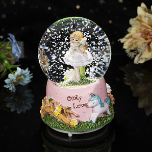 可爱祈祷少女水晶球带灯音乐盒房间桌面装饰摆件送闺蜜节日礼物