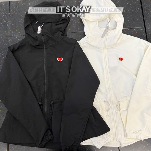 Nike耐克女防晒连帽休闲运动外套