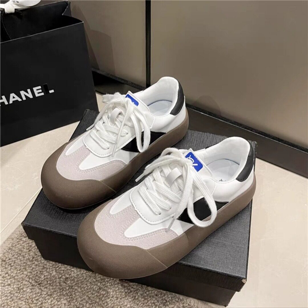 新款白敬亭同款蓬蓬鞋女大码41-43厚底休闲胖胖德训鞋黑白熊猫鞋