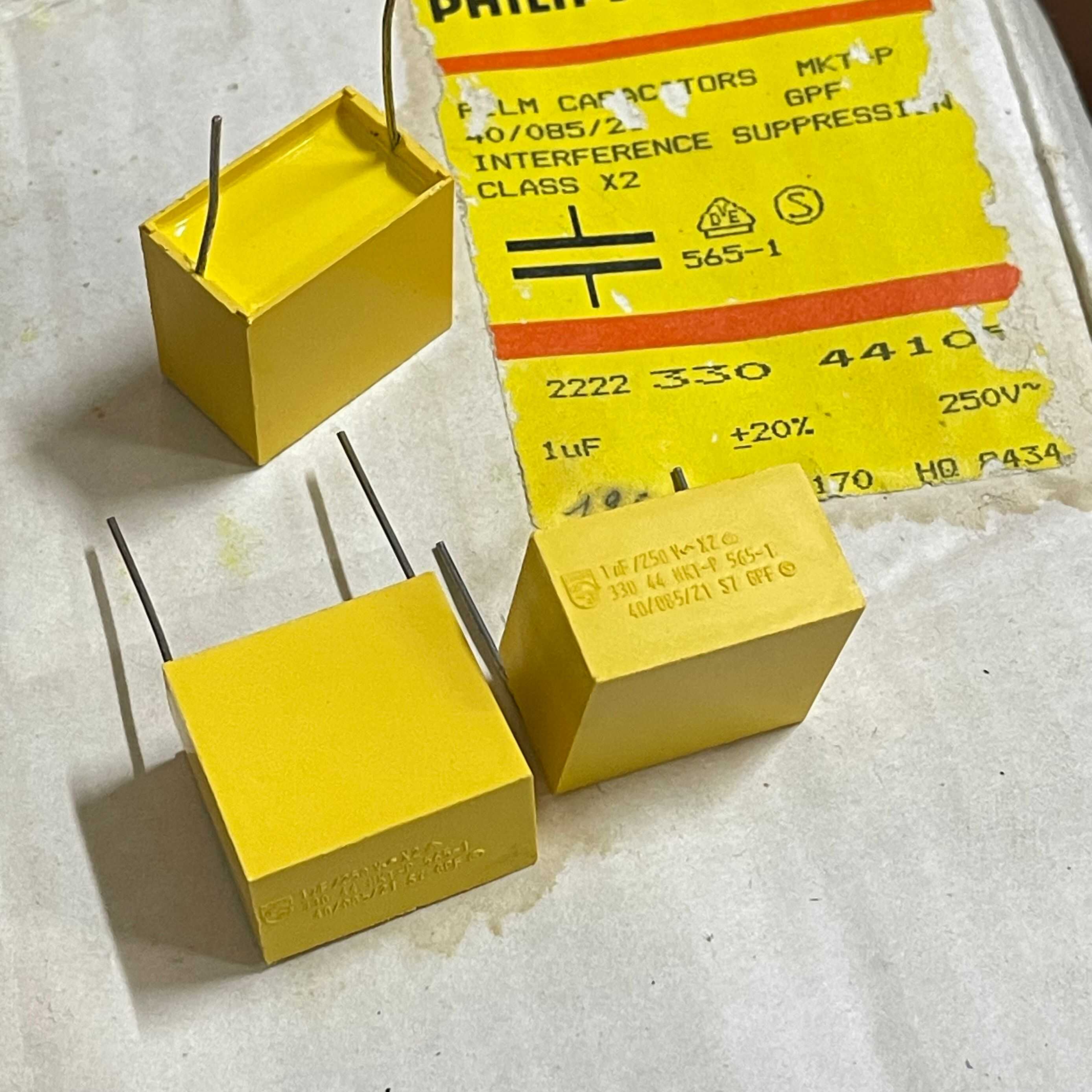 飞利浦电容1UF250VAC代400v