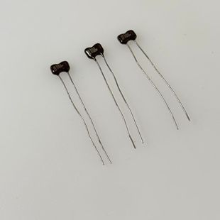 美国发烧银云母电容 30PF 33PF 43PF 47PF 62PF 300V