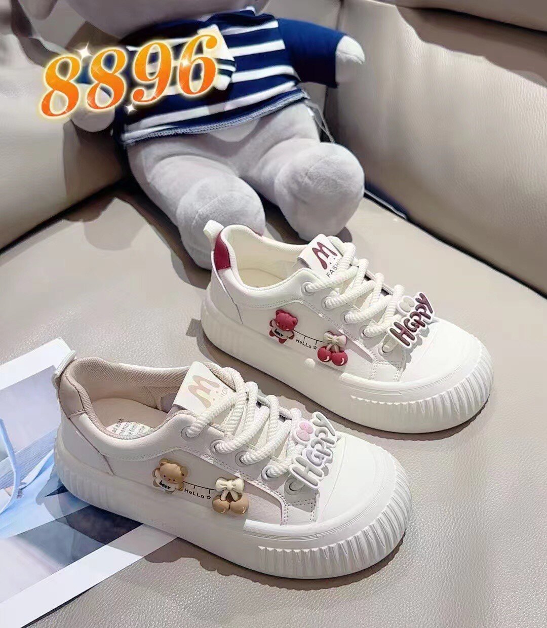 网红爆款百搭厚底小白鞋女2025春季新款轻便增高运动休闲板鞋8896