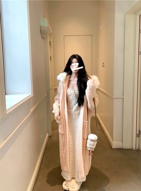 毛领连帽粉色针织开衫毛衣外套女中长款宽松洋气法式温柔高级大衣