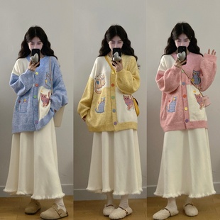 大码女装微胖mm刺绣猫咪针织毛衣开衫外套减龄可爱半身裙两件套装