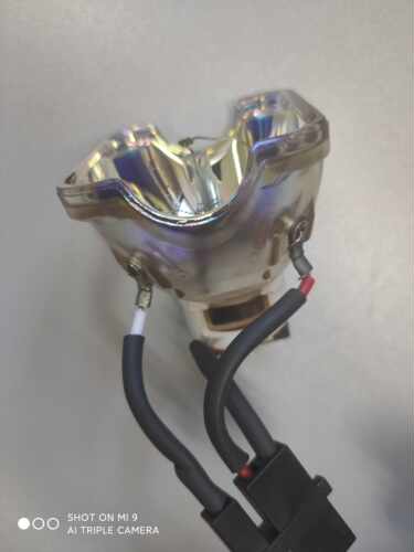 适用NEC日电VT375+/VT491+/VT670+/VT676+投影仪机灯泡