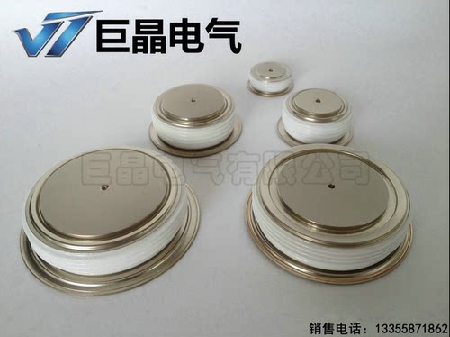 特点：1、全扩散工艺 2、平板型陶瓷管壳封装 3、中心放大门极结构 4、双面冷却 5、大电流 。 典型应用 ： 1、大功率变流器 2、交直流电机控制 3、交直流开关 4、相控整流 5、有源和无源逆变