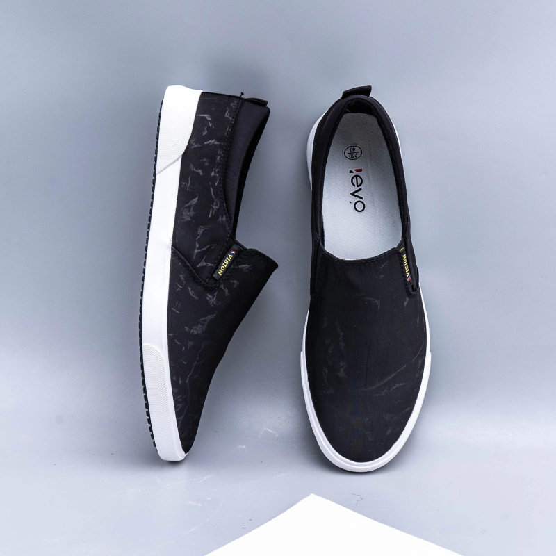 夏季猎友新款休闲鞋印花一脚蹬潮板鞋韩版百搭透气青年帆布鞋男鞋