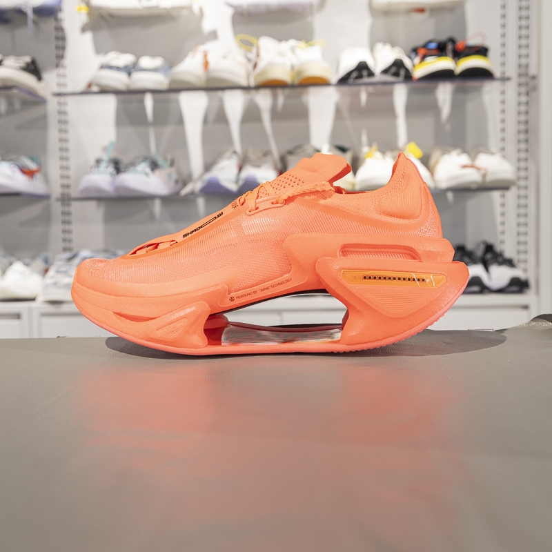 李宁男女同款弹速跑鞋减震