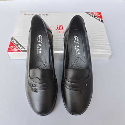 2025新款道州牌女单鞋平跟婆婆鞋