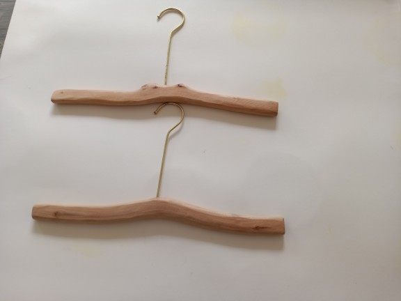 油茶树实木晾衣架阳台家用卧室服装店商铺促销价,收纳整理,木质衣架,淘宝优惠券,粉丝福利购,淘宝优惠卷