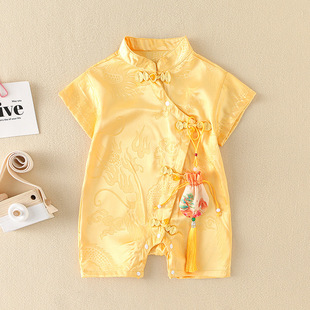 黄马褂婴儿黄色三个月宝宝衣服中国风男宝女孩百天百日宴礼服古风
