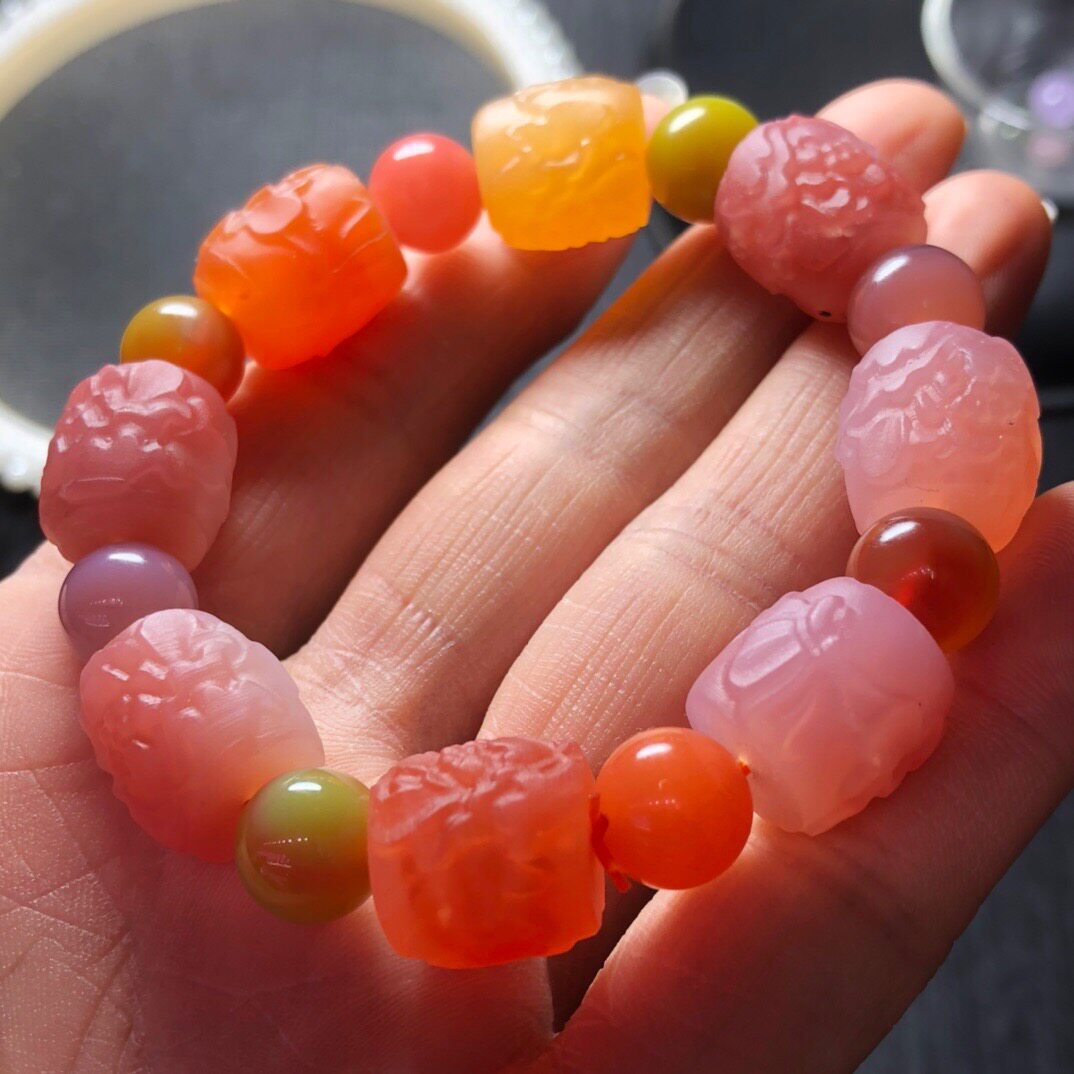 盐源玛瑙桶珠凤穿牡丹手链糖果七彩玛瑙单圈水晶手串女送礼民族风