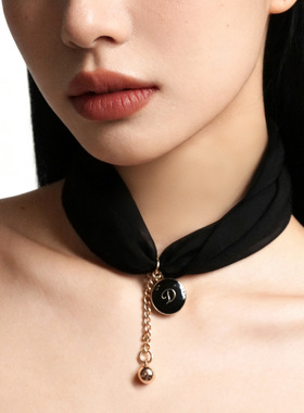 黑色真丝丝巾项链女桑蚕丝金属吊坠个性时尚锁骨链饰品遮疤神器