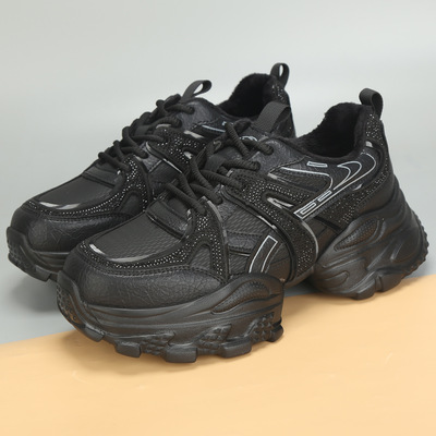 2025冬季新款大码女鞋41到43时尚厚底运动休闲加绒老爹鞋大号