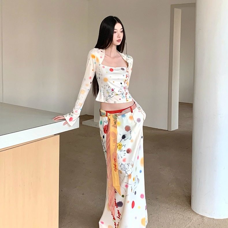 印花彩色波点时尚套装