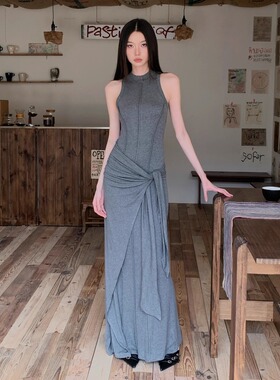 设计气质高级灰小性感背心连衣裙女修身假两件包臀辣妹显身材长裙