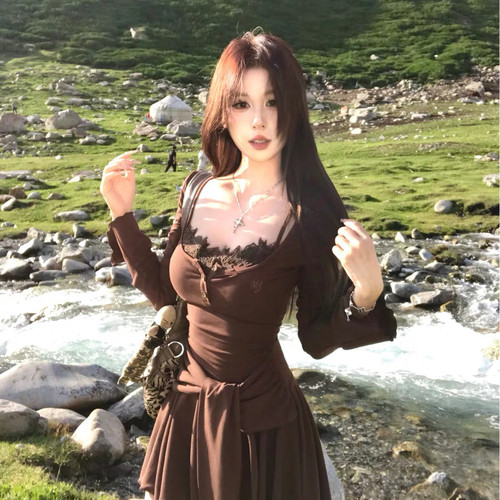 MEI ZI 美姿-又纯又辣纯欲风假两件蕾丝吊带收腰连衣裙55021