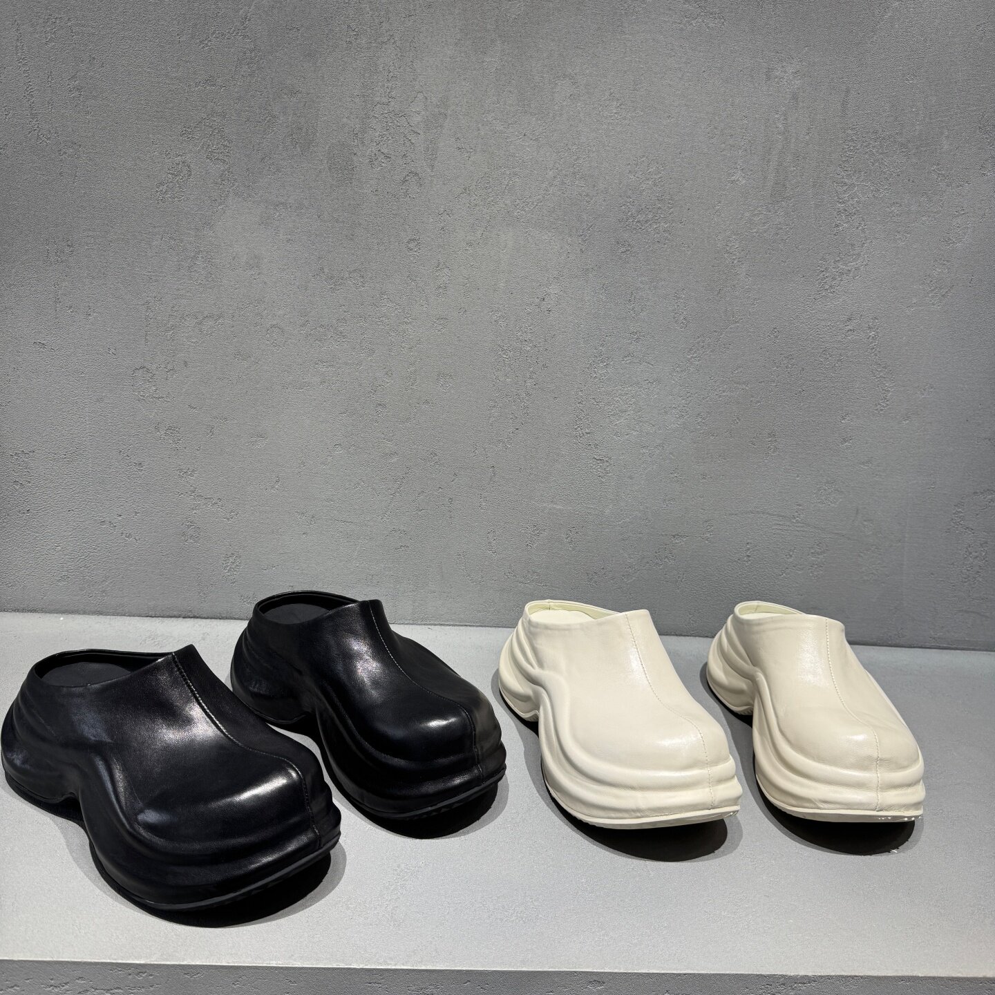 2026春季新款欧货欧洲站松糕底增高包头拖鞋高跟厚底简约半拖女鞋