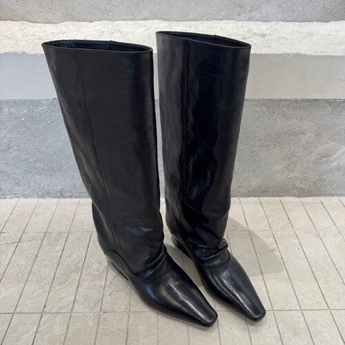 秋新真皮尖头内增高骑士长靴女靴