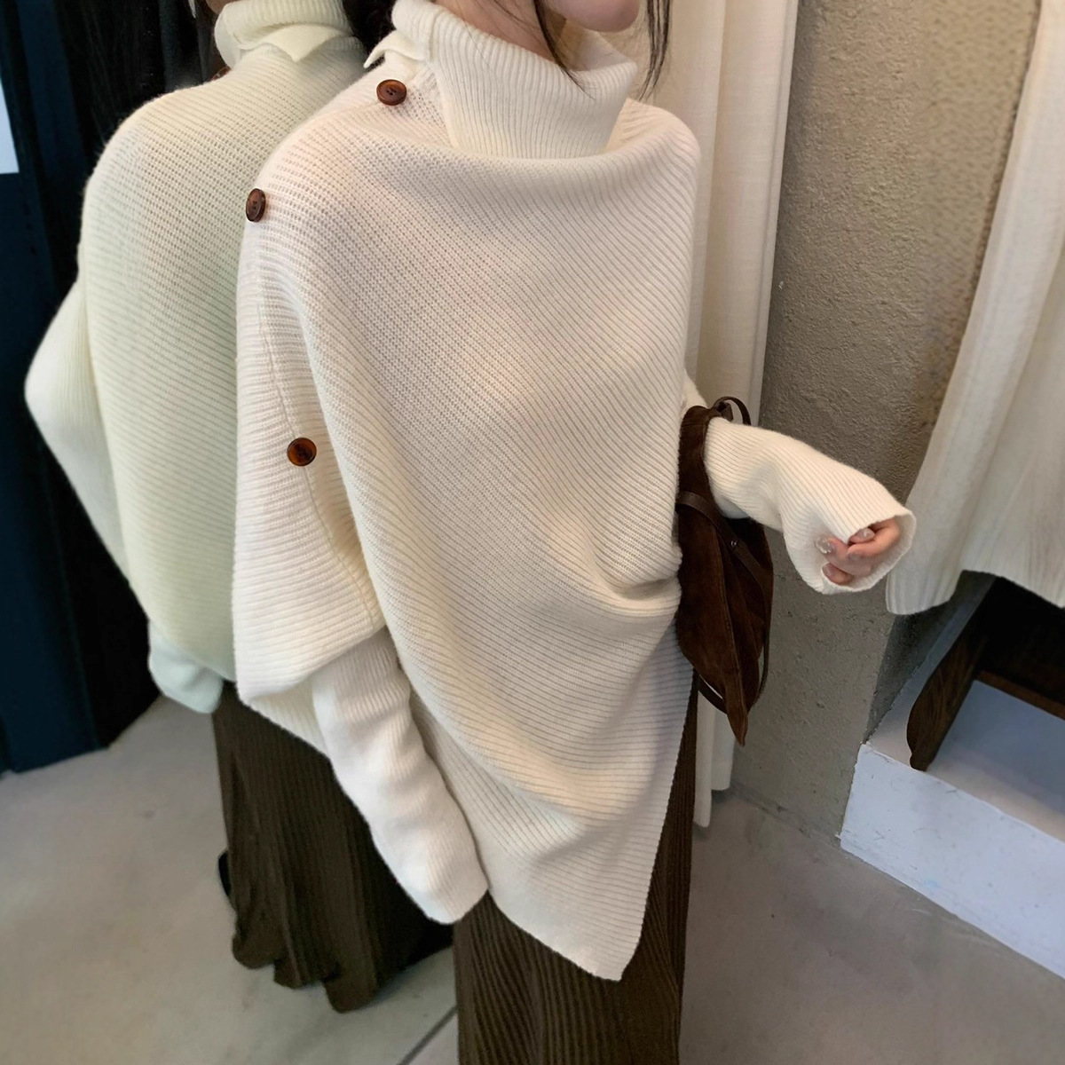 元派bluepops2025冬新款高级感不规则羊毛毛衣纽扣高领上衣A5723