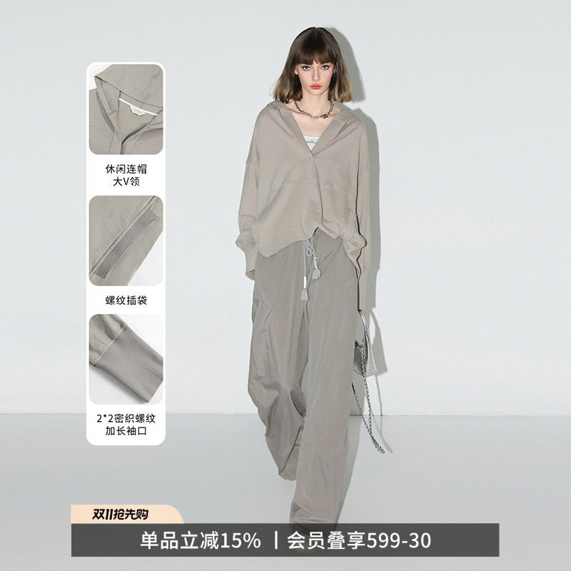 COCOBELLA奥莱[松弛感穿搭]段彩花纱竹节卫衣女春宽松休闲上衣