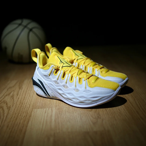 李宁巴特勒BUCKETS聚核芯助力系统篮球鞋轻量回弹专业比赛运动鞋