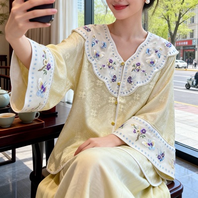 新中式唐装上衣女国风改良V领对襟重工刺绣宽松减龄气质茶服衬衫
