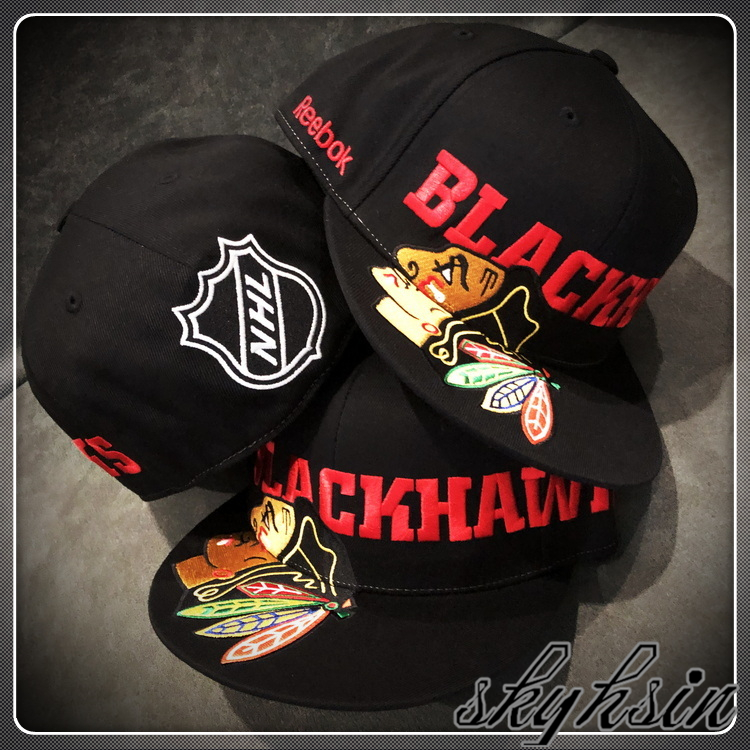 美版REEBOK FACE-OFF NHL芝加哥黑鹰队棒球帽 Flexfit嘻哈平檐帽