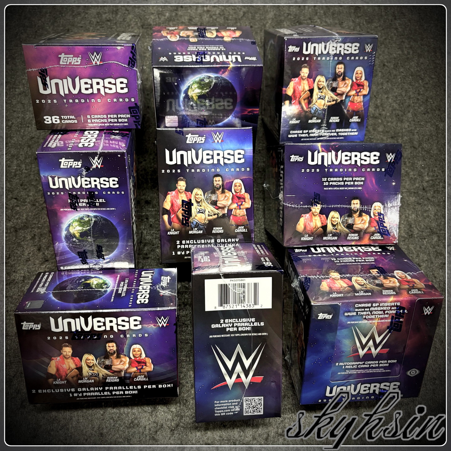 Topps 2025 WWE Universe宇宙系列Hobby/Value手雷盒收藏卡球星卡
