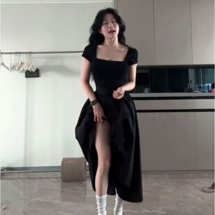 夏天巨好看黑色连衣裙女掐腰长裙a字有袖2026新款夏日绝美小裙子